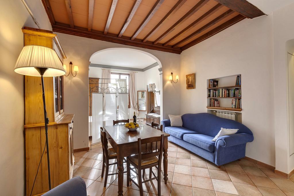 Signoria Apartment With A View Флоренция Стая снимка